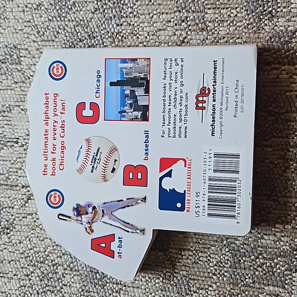 1st Alphabet Book CUBS ABC's - Picture 2 of 6